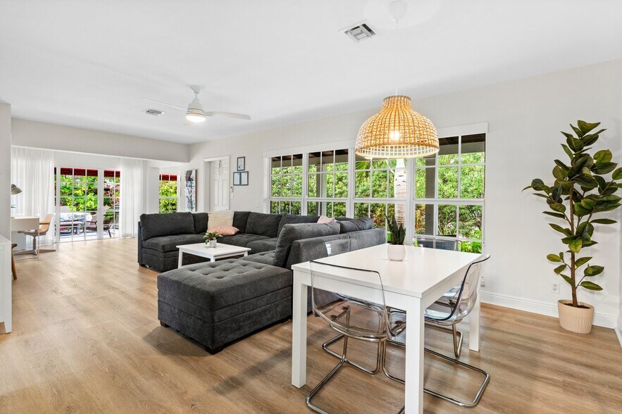 More Photos Of 615-617 NE 9th Ave, Fort Lauderdale Apartments For Sale