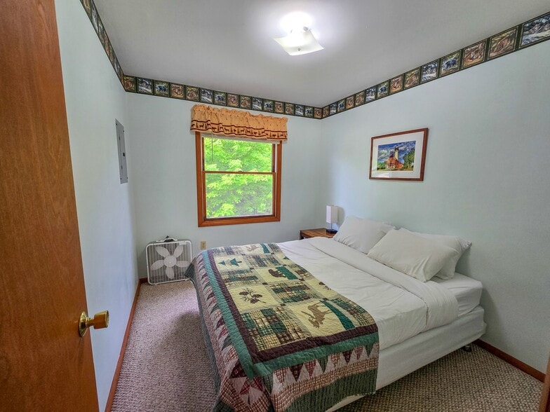 More Photos Of 16878 County Road 505, Newberry Hotel For Sale