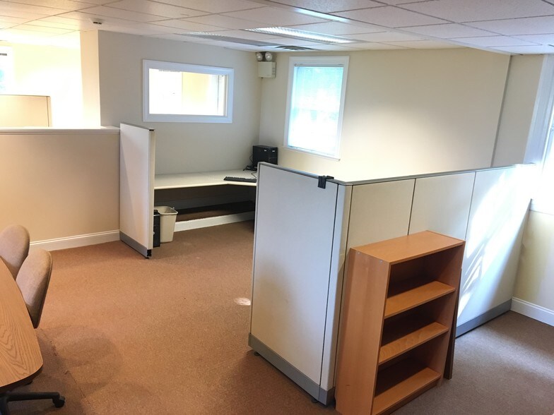 More Photos Of 240 Conestoga Rd, Wayne Office For Lease