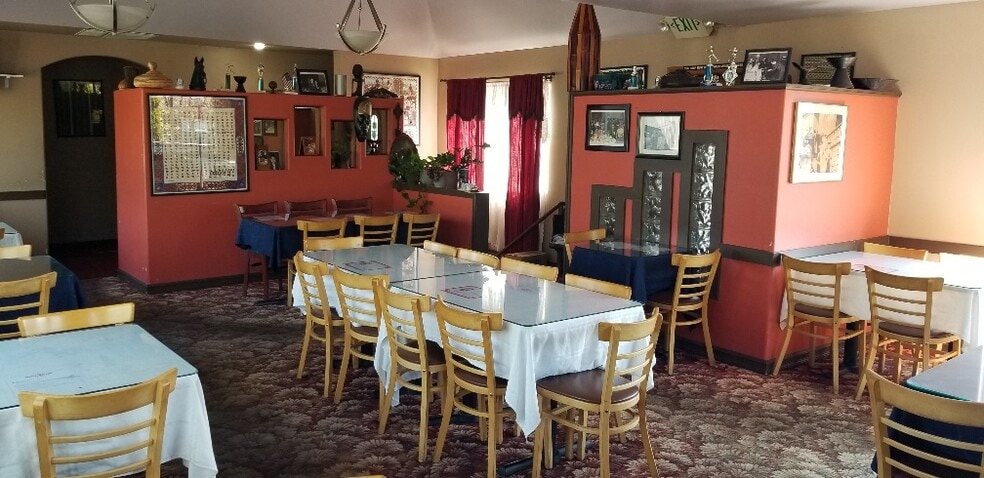More Photos Of 2605 E Cherry St, Seattle Restaurant For Sale