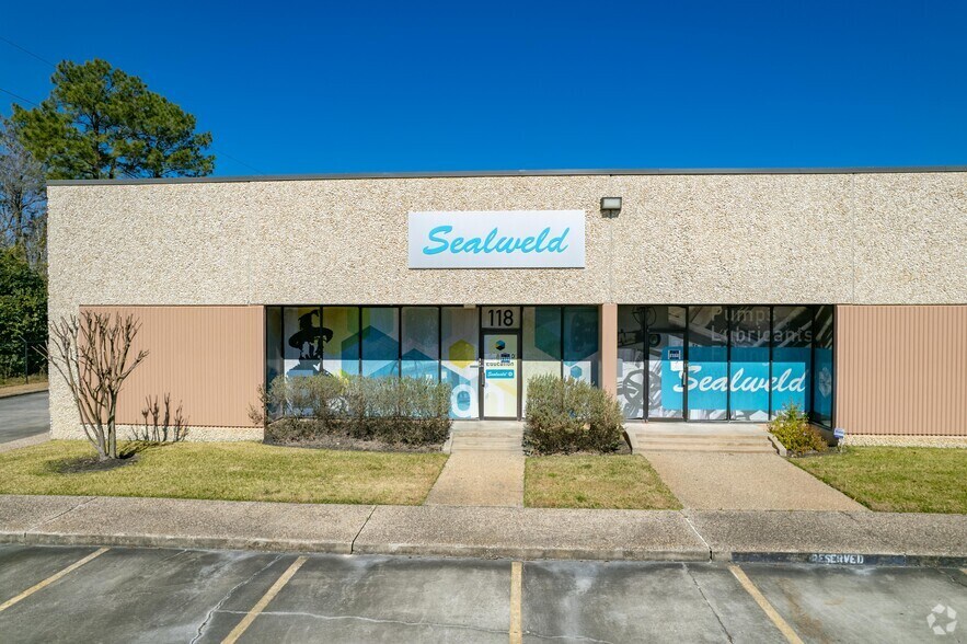 More Photos Of 15402 Vantage Pky E, Houston Unknown For Lease