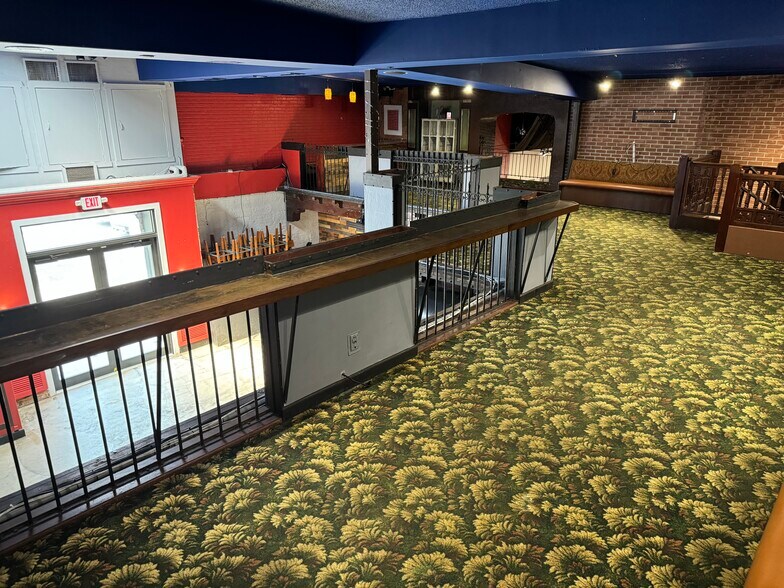 More Photos Of 1525 4th St, Sarasota Restaurant For Lease