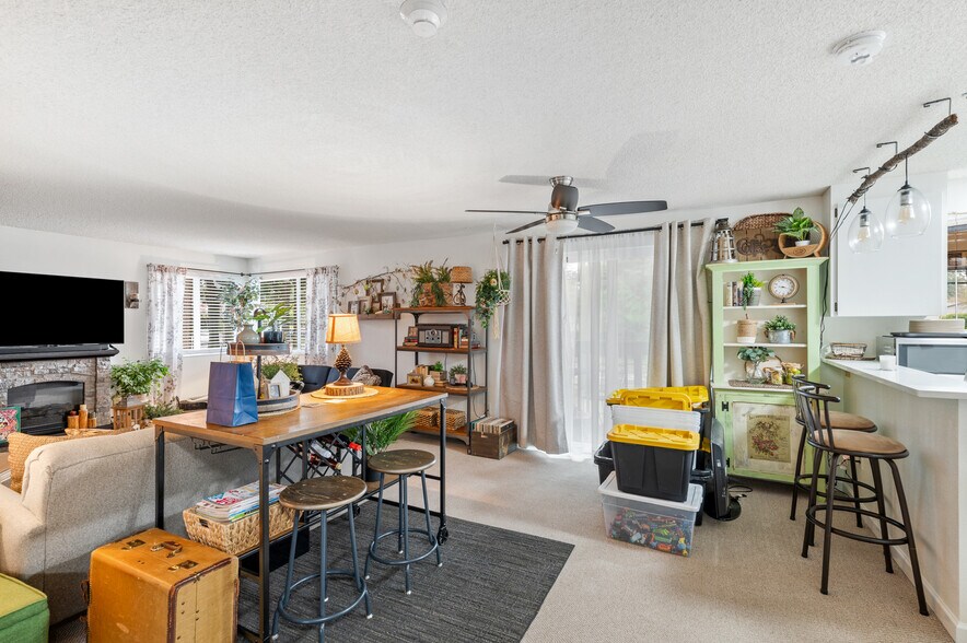 More Photos Of 19425 76th Ave W, Lynnwood Apartments For Sale