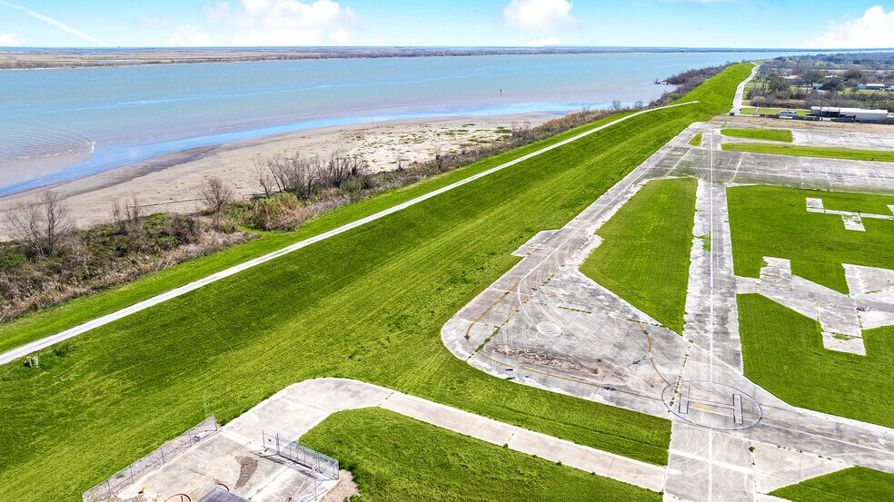 More Photos Of 38963 Highway 23, Buras Warehouse For Sale