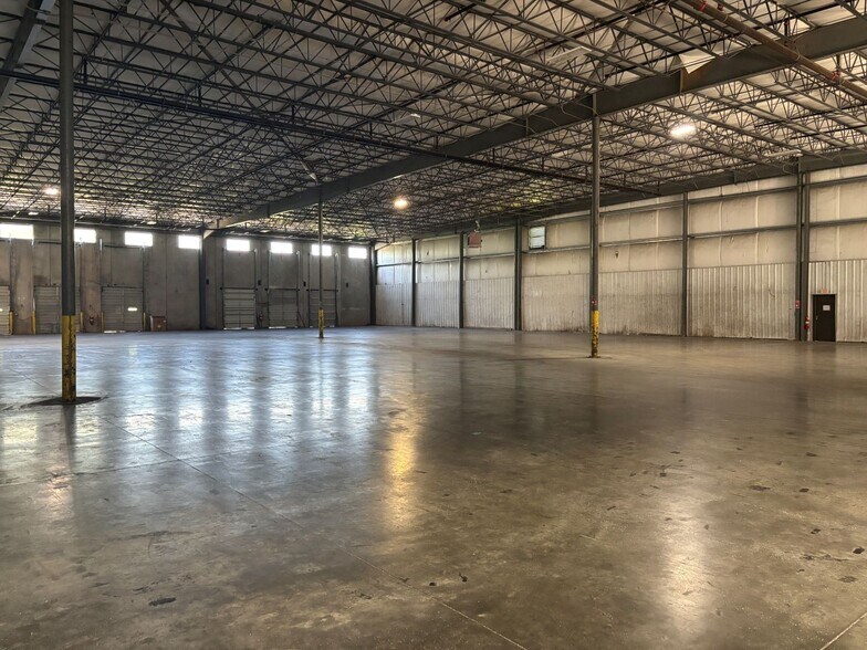 More Photos Of 82 Galilee Church Rd, Jefferson Distribution For Lease