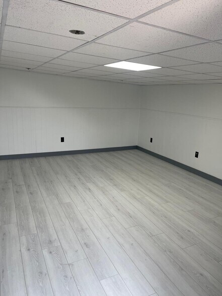 More Photos Of 445 N Findlay St, Dayton Industrial For Lease
