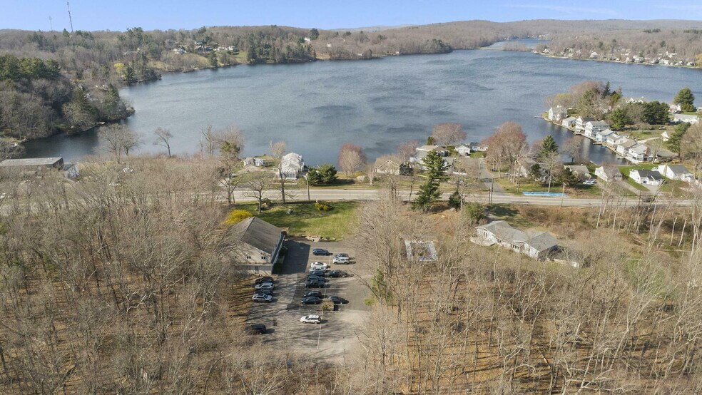 More Photos Of 921 Boston Tpke, Bolton Medical For Lease