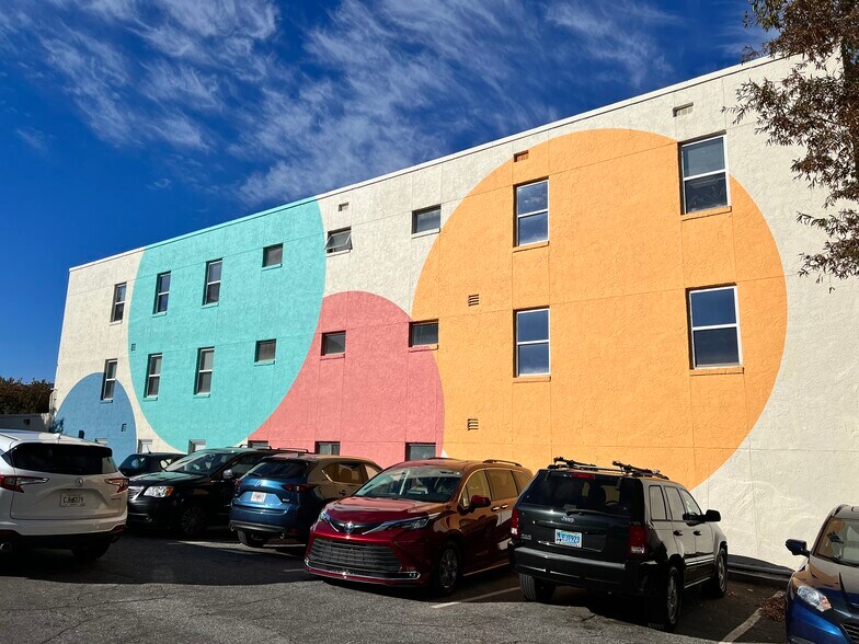 More Photos Of 235 E Ponce de Leon Ave, Decatur Office For Lease