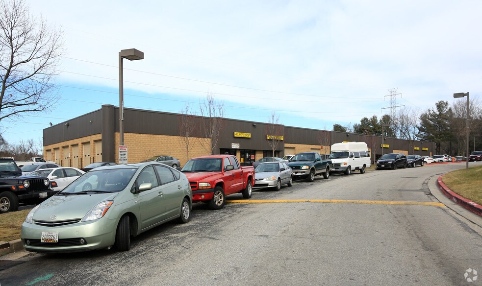 More Photos Of 6400-6470 Dobbin Center Way, Columbia Auto Repair For Lease