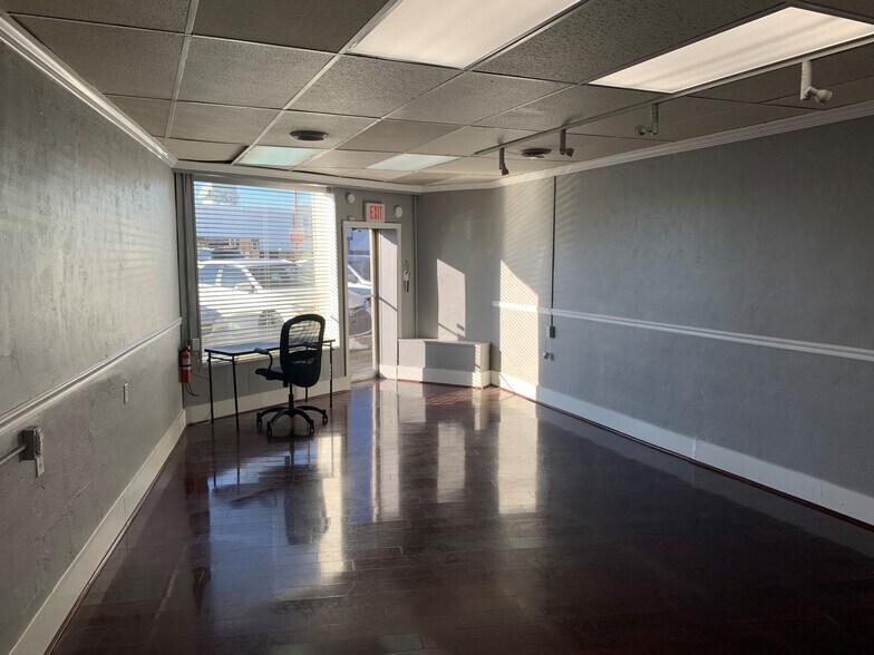 More Photos Of 1796 Washington Rd, Pittsburgh Storefront For Lease