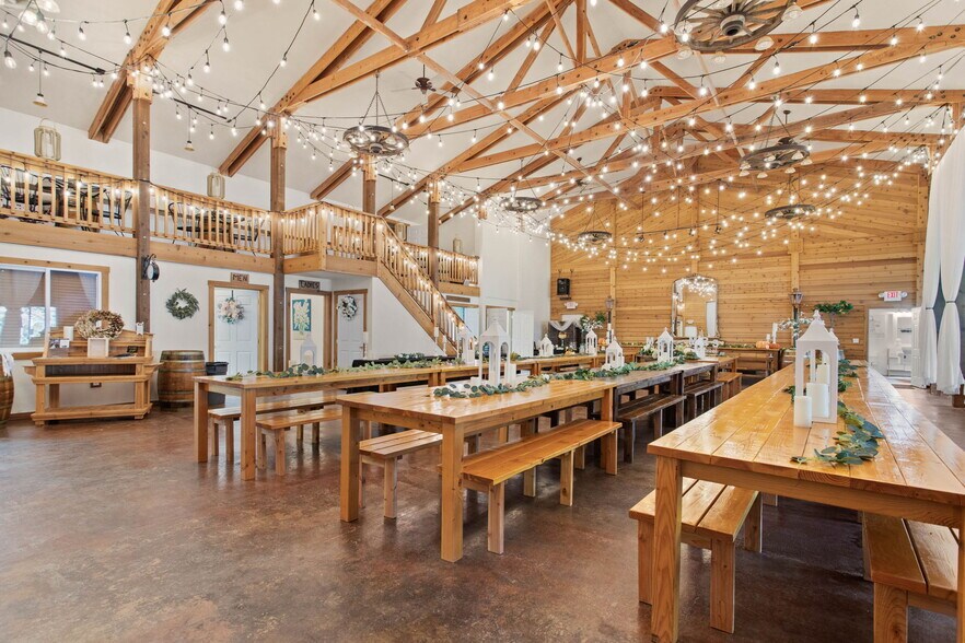 More Photos Of 1521 Willms Rd, Elk Lodge Meeting Hall For Sale