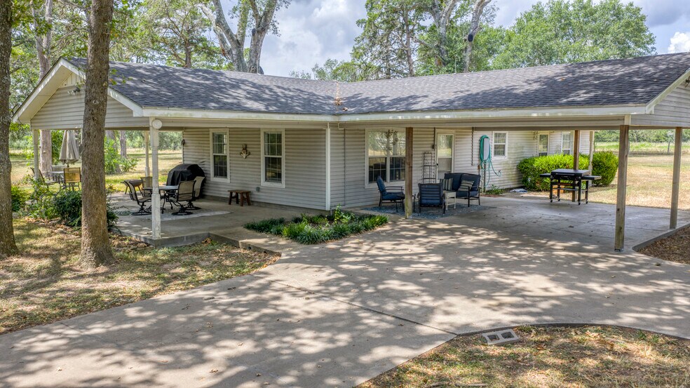 More Photos Of 1440-A TX-237, Round Top Flex For Sale