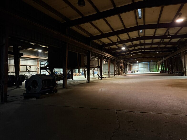 More Photos Of 1462 FM 2199, Marshall Warehouse For Sale