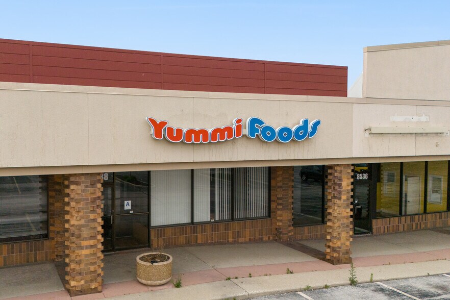 More Photos Of 8514-8564 W Brown Deer Rd, Milwaukee Unknown For Lease