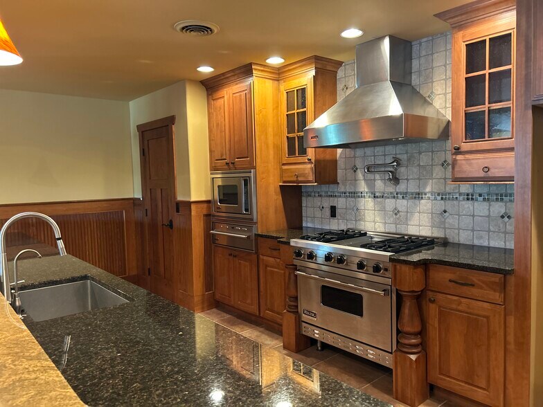 More Photos Of 4946 Main St, Onekama General Retail For Sale