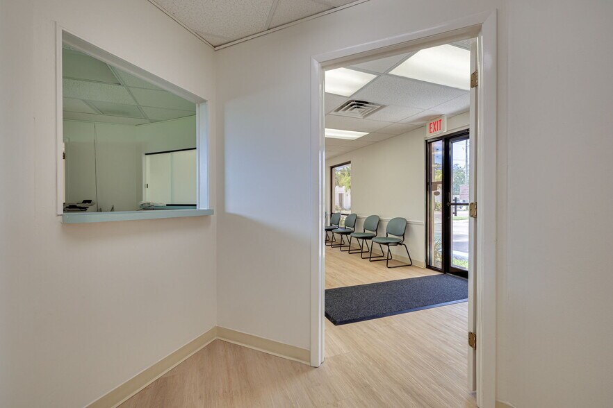 More Photos Of 1105 S Fort Harrison Ave, Clearwater Medical For Lease
