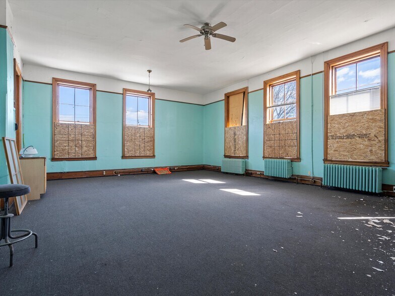 More Photos Of 453 Martin Luther King Jr. Blvd, Detroit Loft Creative Space For Sale