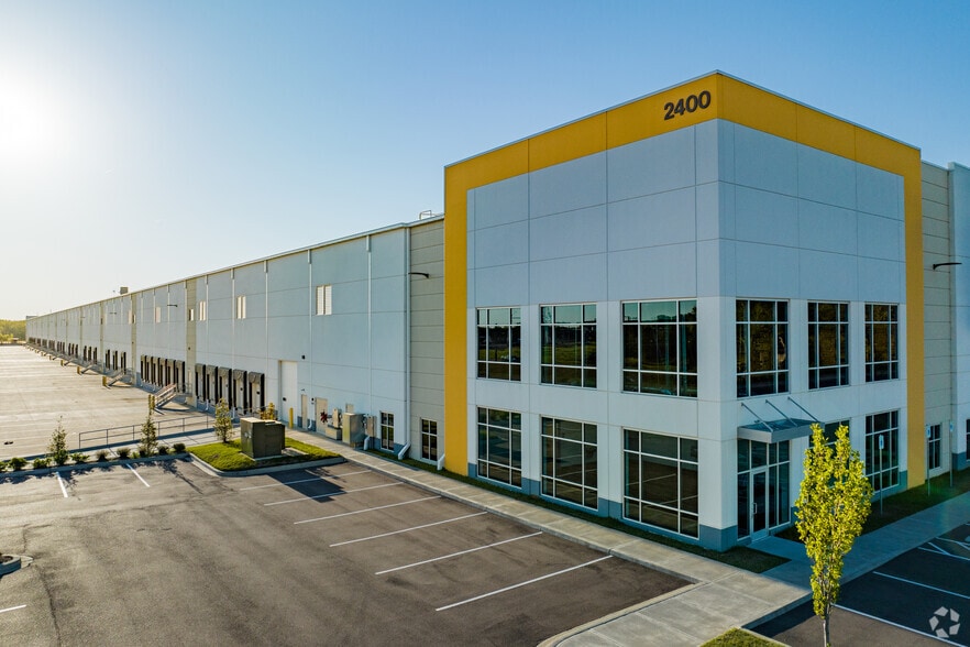 Primary Photo Of 2400 Stateline Rd W, Southaven Distribution For Lease