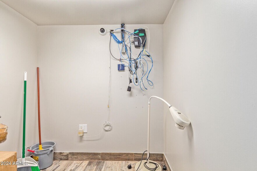 More Photos Of 12625 N Saguaro Blvd, Fountain Hills Storefront Retail Office For Sale