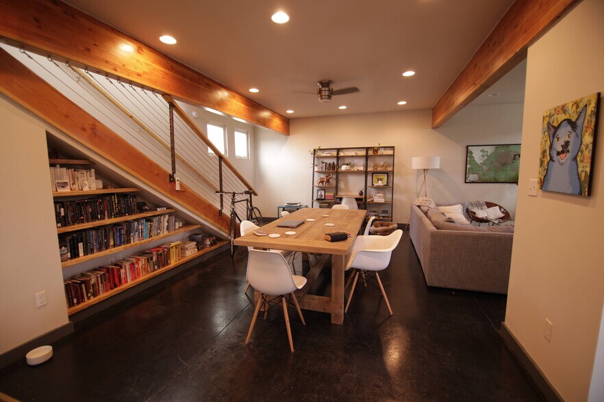 More Photos Of 300 N Parker Ave, Bryan Apartments For Sale