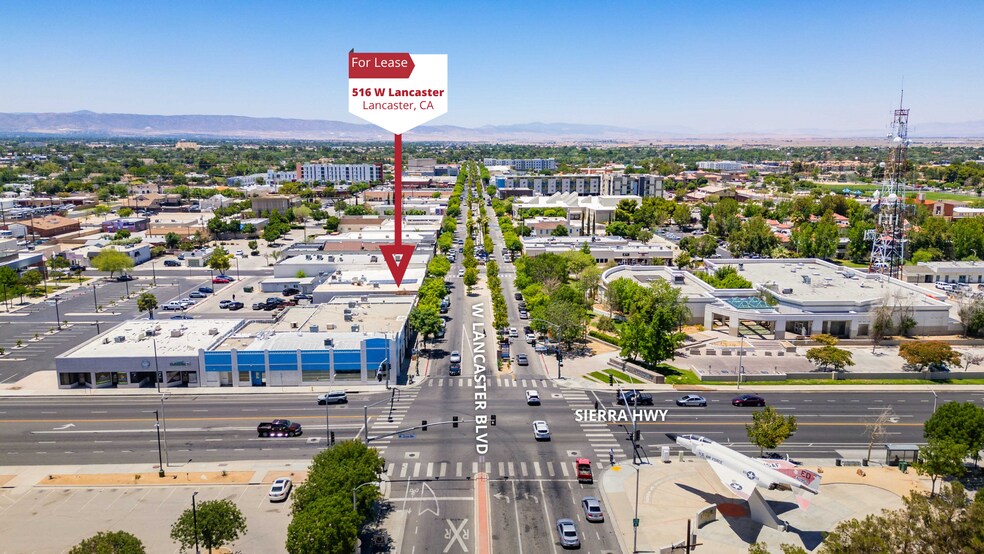 More Photos Of 516 W Lancaster Blvd, Lancaster Freestanding For Lease