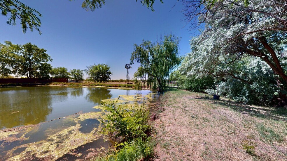 More Photos Of 1804 E College Blvd, Roswell General Retail For Sale