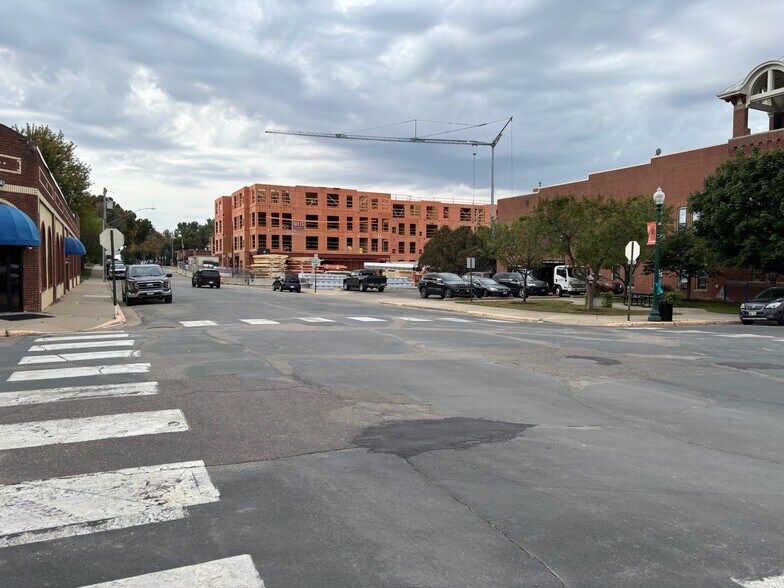 More Photos Of 140 S Elm St, Waconia Apartments For Lease