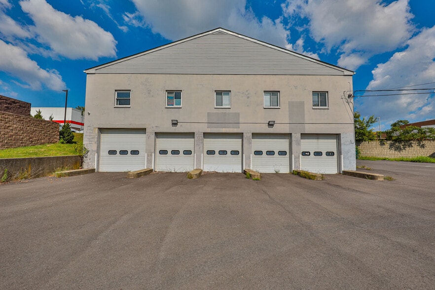 More Photos Of 543 Marshall St, Phillipsburg Light Distribution For Sale