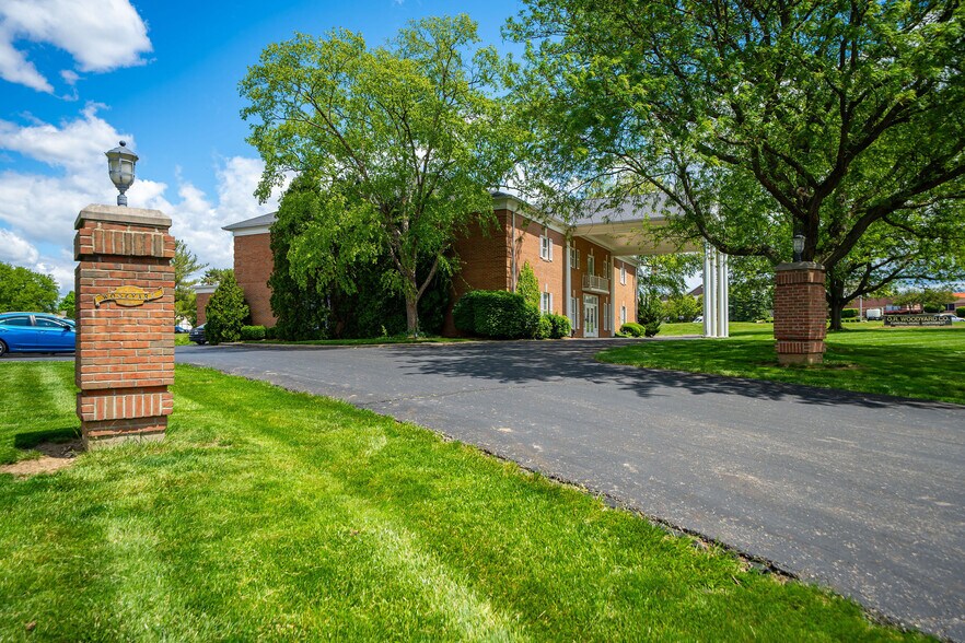 More Photos Of 2990 Bethel Rd, Columbus Funeral Home For Sale