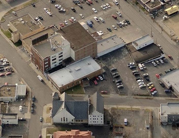More Photos Of 4010 Washington St, Kansas City Coworking Space