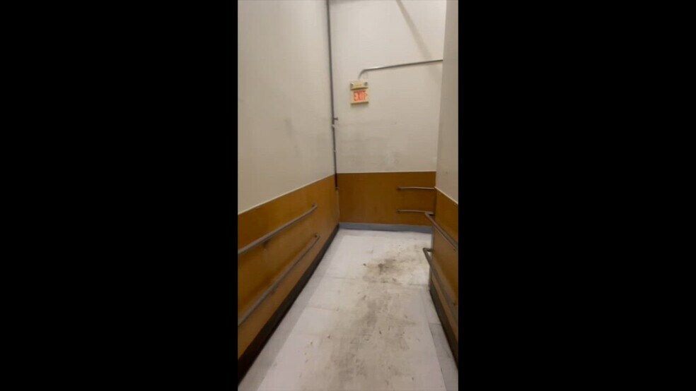 Primary Photo Of 585 Washington St, Boston Freestanding For Lease