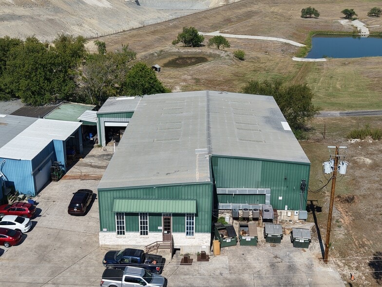 More Photos Of 11400 Old Lockhart Rd, Austin Warehouse For Sale