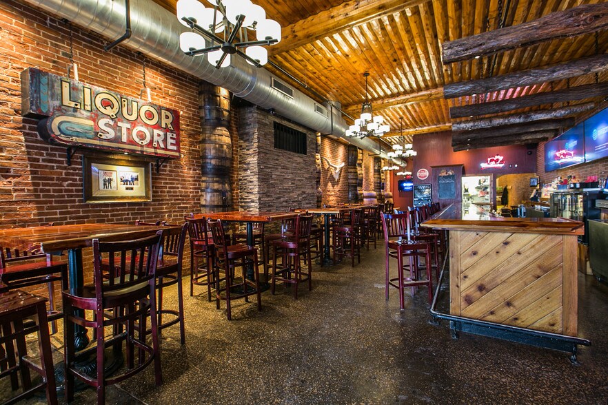 More Photos Of 163 Main St, Dubuque Restaurant For Sale