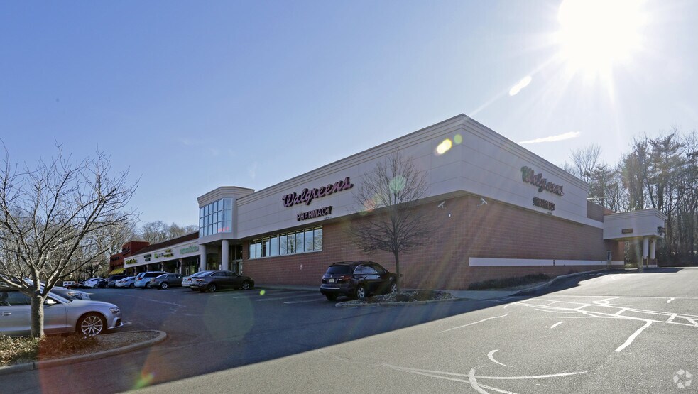 More Photos Of 209-221 Route 59, Suffern Freestanding For Lease