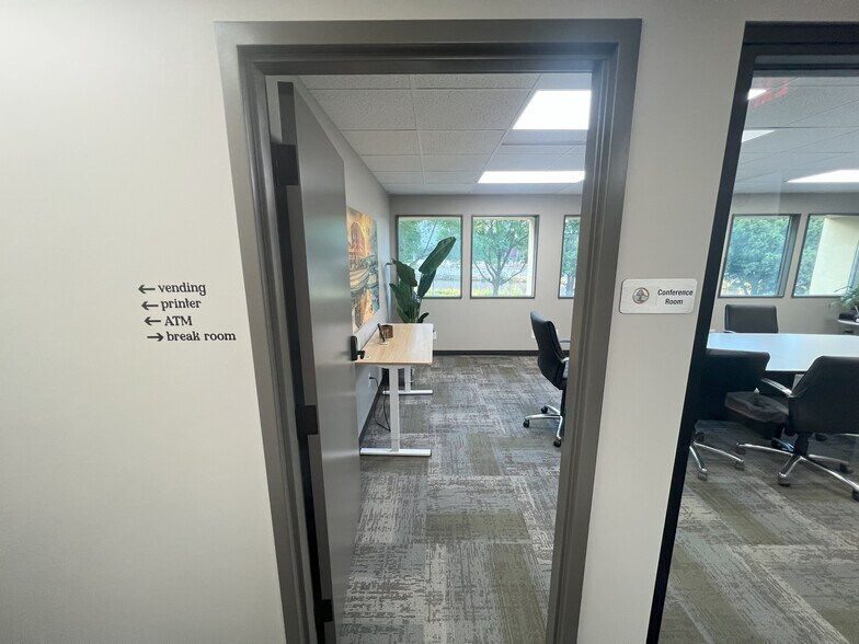 More Photos Of 300 3rd Ave SE, Rochester Coworking Space