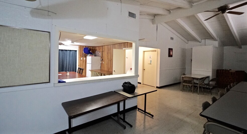 More Photos Of 6626 Capitol St, Houston Restaurant For Sale