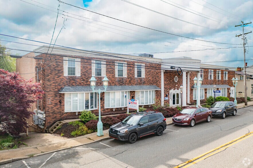 Primary Photo Of 1014 Perry Hwy, Pittsburgh Office For Lease