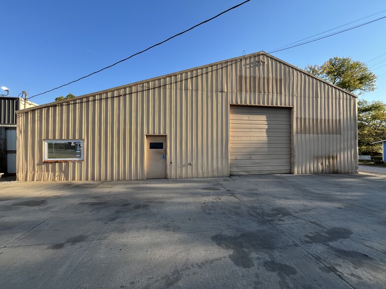 Primary Photo Of 118 Nashville st, Pembroke Light Manufacturing For Lease