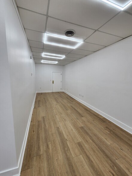 More Photos Of 1767 Morris Ave, Union Township Medical For Lease
