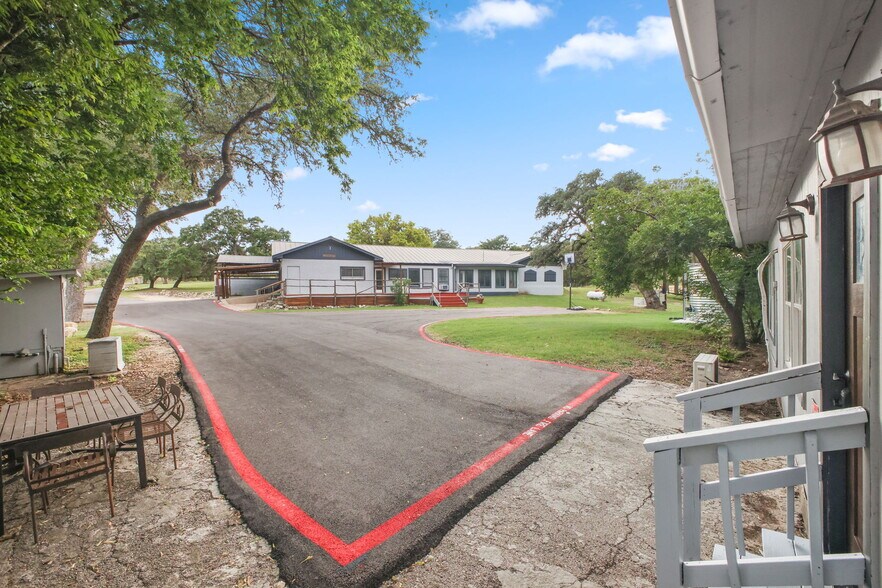 More Photos Of 319 Los Indios Ranch Rd, Boerne Specialty For Sale