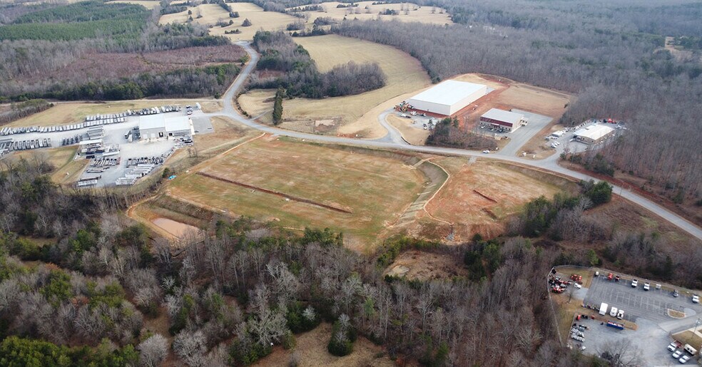 More Photos Of Seneca Commerce Park-1, Rustburg Warehouse For Lease