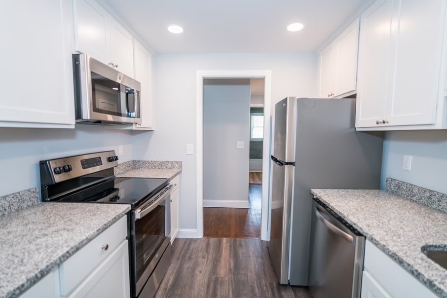 More Photos Of 695 Talcottville Rd, Vernon Apartments For Sale