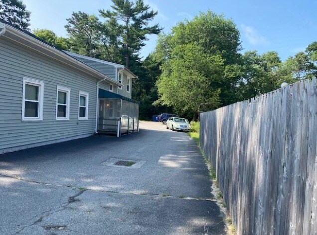 More Photos Of 215 Sandwich Rd, Wareham Medical For Lease