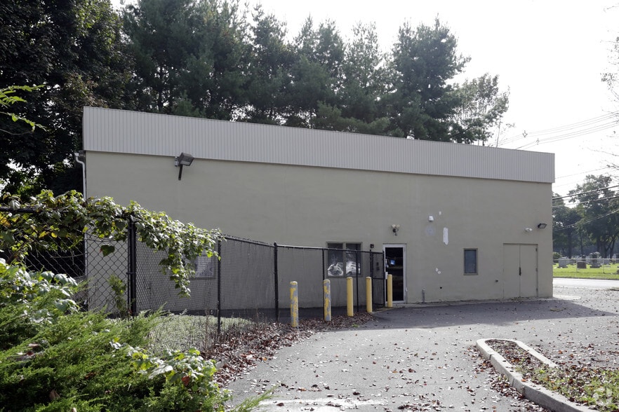 More Photos Of 1202 S Olden Ave, Hamilton Office For Sale