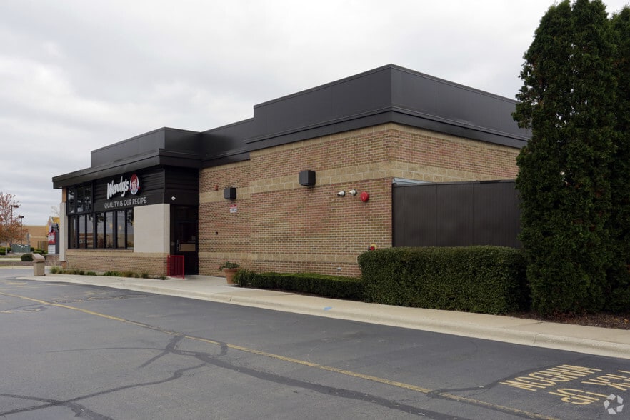 More Photos Of 3012 Reflection Dr, Naperville Fast Food For Sale