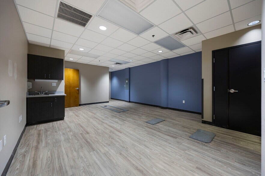More Photos Of 23607 US HWY 27, Lake Wales Medical For Lease