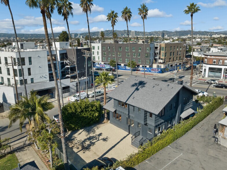 More Photos Of 4572 W Washington Blvd, Los Angeles Office For Sale