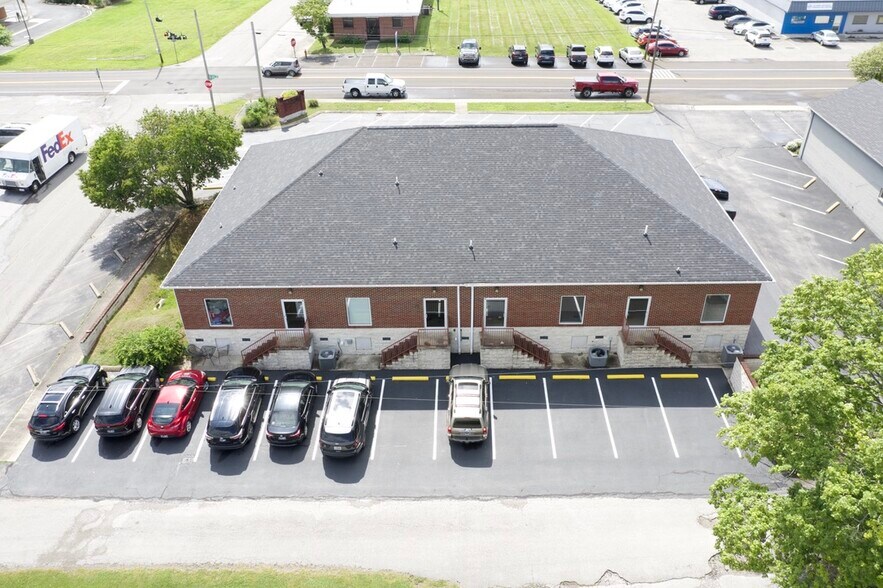 More Photos Of 201 N Oak Ave, Cookeville Medical For Lease