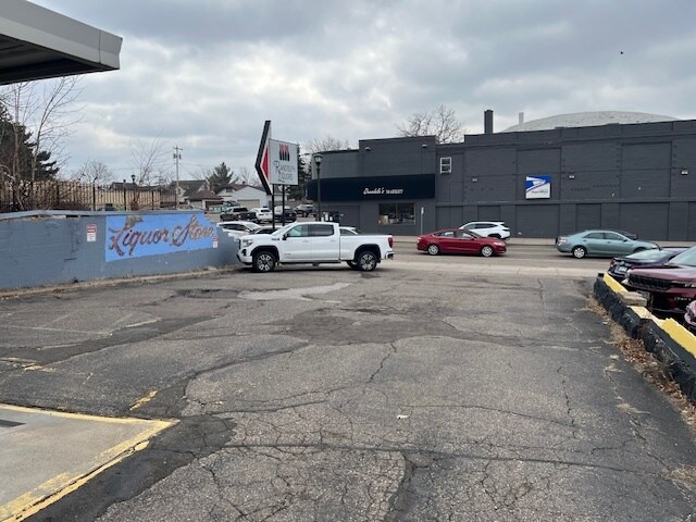 More Photos Of 1325 Randolph Ave, Saint Paul Freestanding For Sale