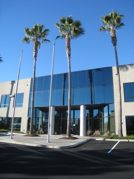 More Photos Of 1958 Kellogg Ave, Carlsbad Research And Development For Lease